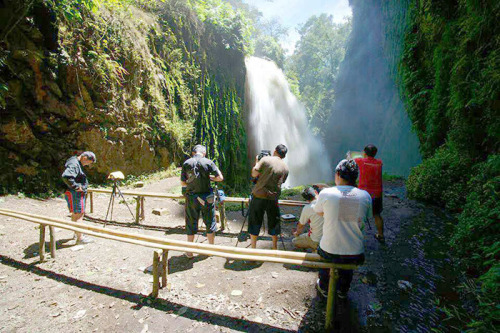 Blawan Waterfall is one of interested place around Banyuwangi located near Ijen Crater and Exactly i