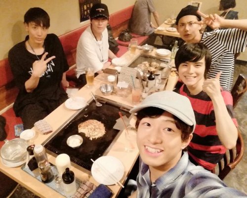 07.08.2018We went out for food after rehearsals!!Good meat for the tired body!!Yummy!The picture was