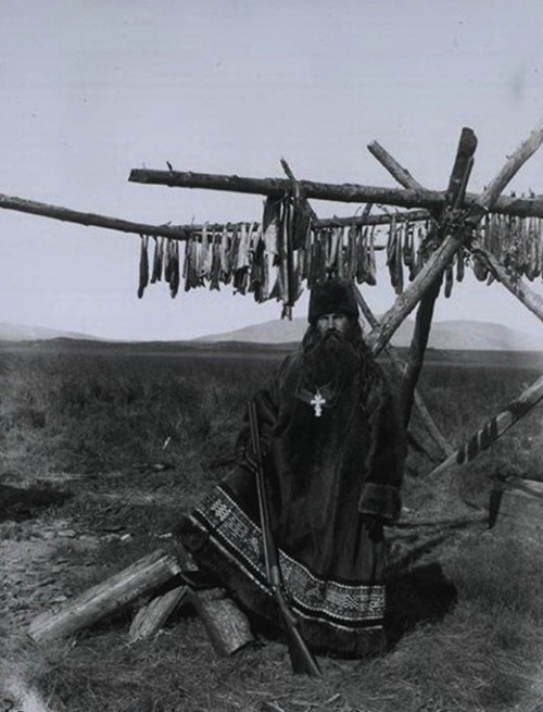 inebriatedpony:tikhonmikhaelovich:zolotoivek:A frontiersman Orthodox priest in Gizhiga, Kolyma, 1901