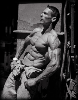 big-strong-tough:  Helmut Strebl