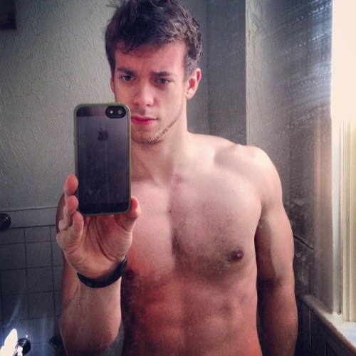 hotwebdudes:  http://hotwebdudes.tumblr.com/ 