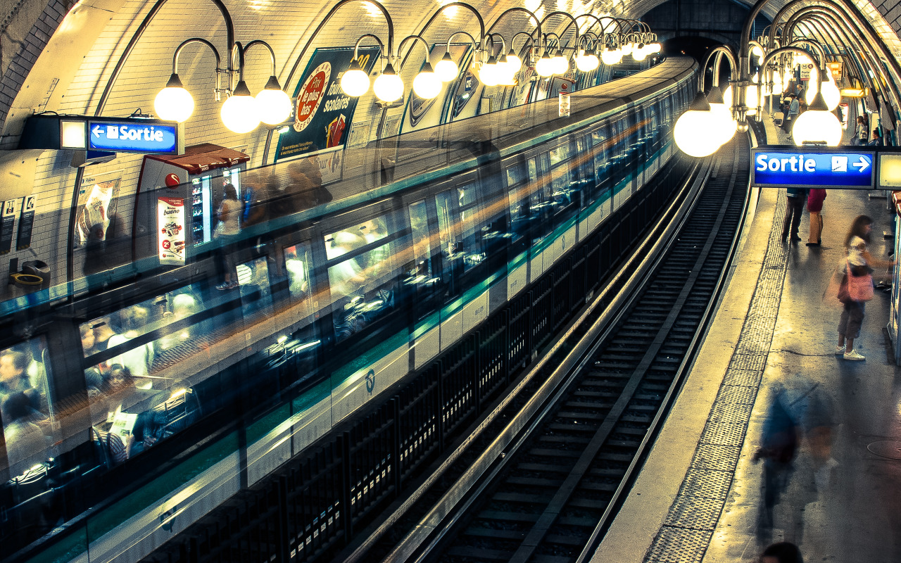 kevinrauzyphotographie:  .metro.                                