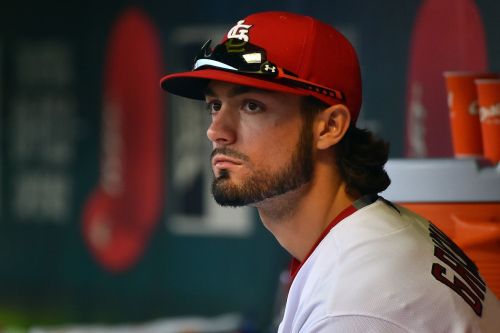 edcapitola:  Randal Grichuk - Yes, he’s extra hot and he carries a big bat. Follow me at http://edcapitola.tumblr.com  Fuck yeah!