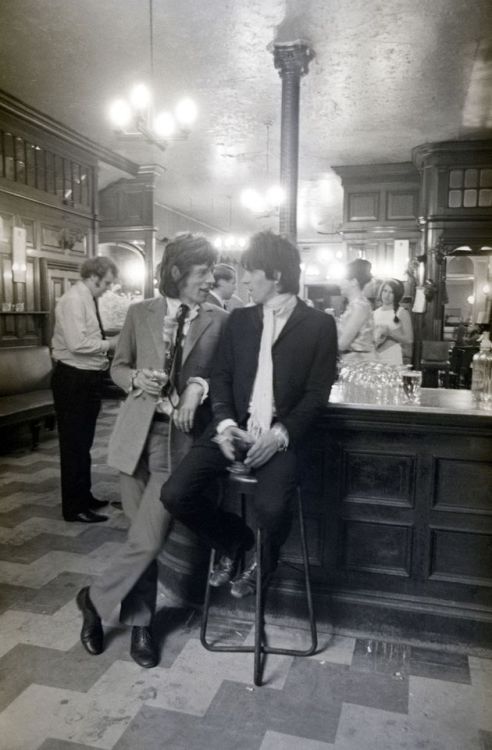 absolutely60s:  Jagger and Richards.