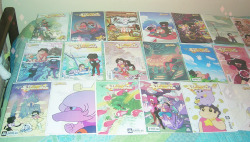I just completed my collection of Steven Universe comics eeee :･ﾟ✧*:･ﾟ✧