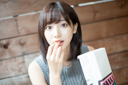 yoimachi:  女優 武田玲奈インタビュー 「アニメ好き」から「史上最大級の逸材」へ 