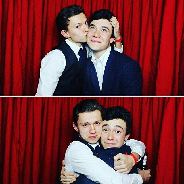 osterfields:  tom holland is a cuddly bitch tell ur friends