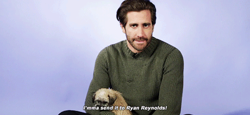 Ryan Reynolds is going to receive a very cute gift from Jake Gyllenhaal