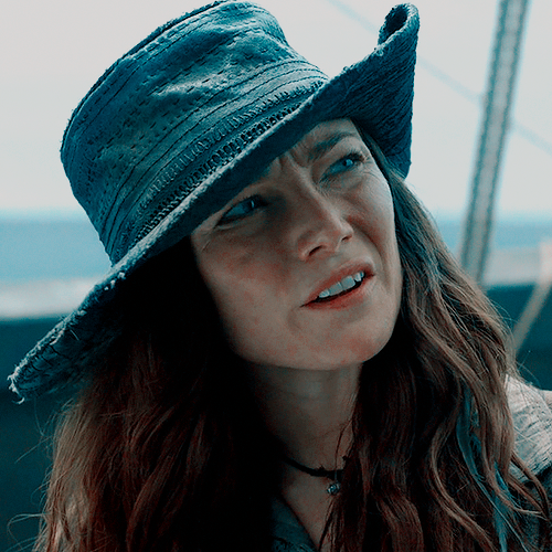 Black sails anne bonny actress