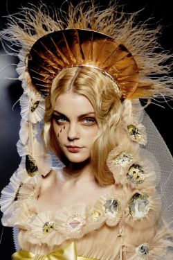 uyesurana:jessica stam for jean paul gaultier