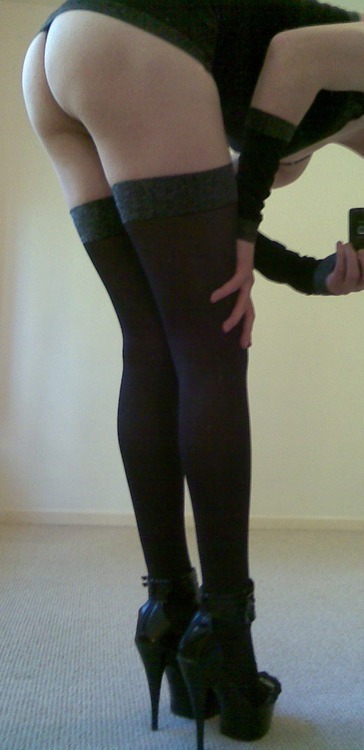 secretgurly:  wrathfullove:  <3 Kalindra  Awesome Kalindra as ever! She’s a goddess 💋💗💋💗💋💗💋💗