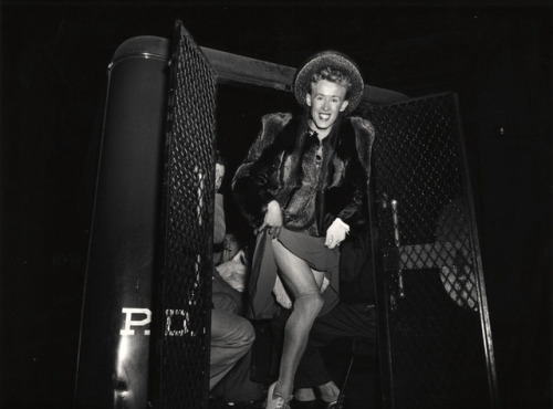 historicaltimes:A man arrested for cross-dressing emerging from a police van, New York, 1939 via red