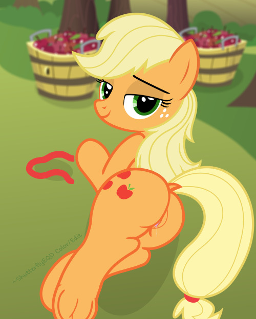 Porn photo It suuuure was a rough day for Applejack