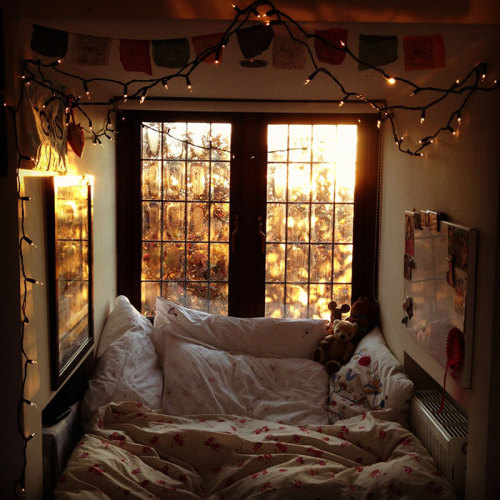 myend-ismybeginning:  Reading Nooks 