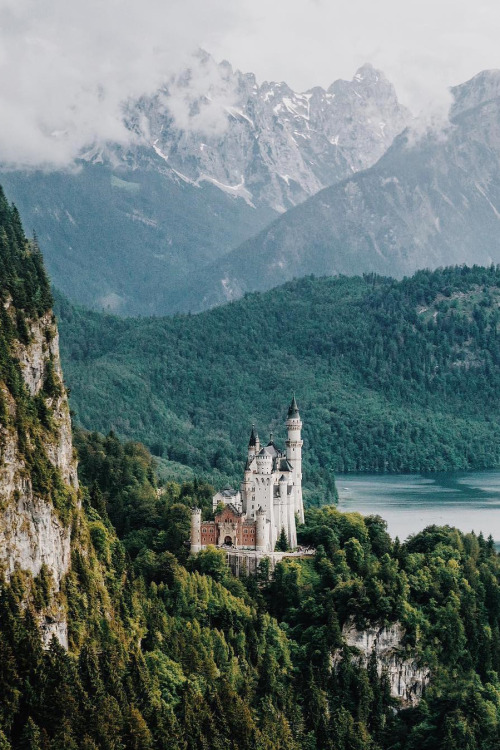 Neuschwanstein. Such a recognisable building. We visited in January several years ago, when everythi