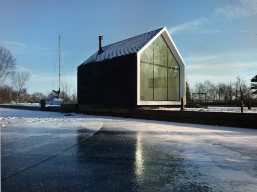 Loosdrecht Island House 2by4-architects