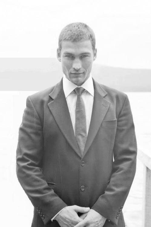 lustforlinda:  iheartchaos:  This is Patrick Stewart when he was younger, and with hair. You’re welcome, ladies. Via  No it’s a model named Andy Whitfield.