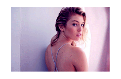 Stella Maxwell Fansite