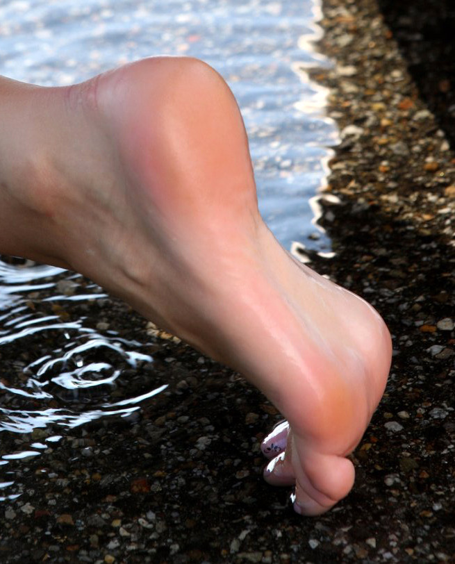 capricefeet:  Soft and wet CapriceSole!  Heels from heaven!!.