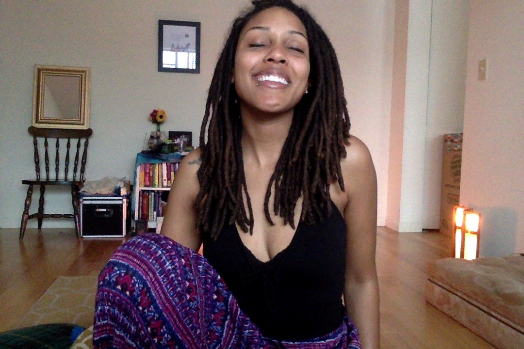 hipsandheartbreak:  queer-poc:  hipsandheartbreak:  pretending there isn’t 2 ft