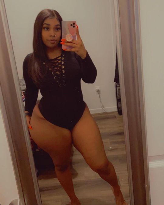 fletchertrowan::Love THICK THIGHS