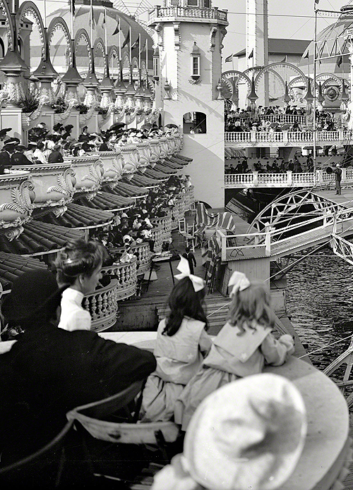 Porn Pics librar-y:  New York circa 1905. In Luna Park,