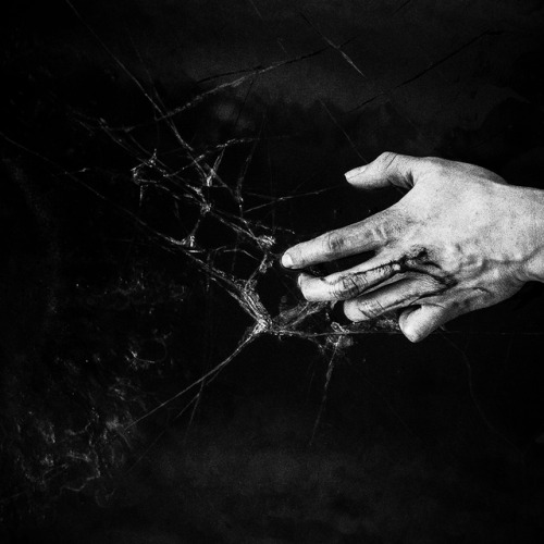 le-immorte:  Credit ▪ GeoArcus at deviant
