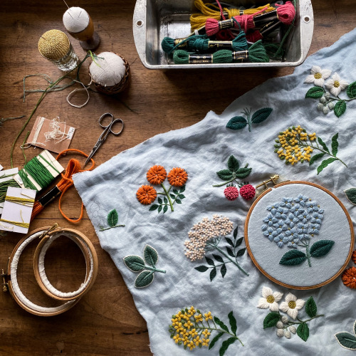 激安の注文 Cactus Flower サボテンの花 刺繍のトートバッグ 樋口愉