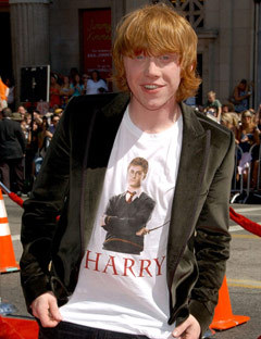 the-avengers-initiative99:Rupert Grint constantly wearing Harry Potter related shirts is the best th