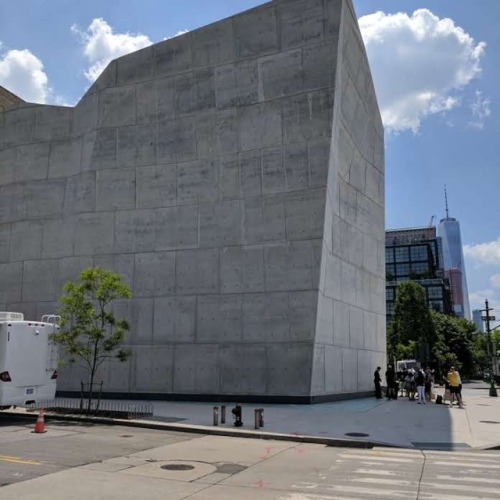 The most beautiful salt shed in the world
#Dattner architects built it hold 5000 tons of salt for the NYC sanitation dept
Spring Street NYC
http://www.dattner.com/portfolio/spring-street-salt-shed/