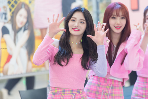 pristin-kyulkyung:170325 Pristin Pinkyat Fansigning Event in Yeouido© love potiondo not edit, c