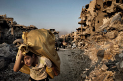 fotojournalismus:  Syrians Return to Devastation