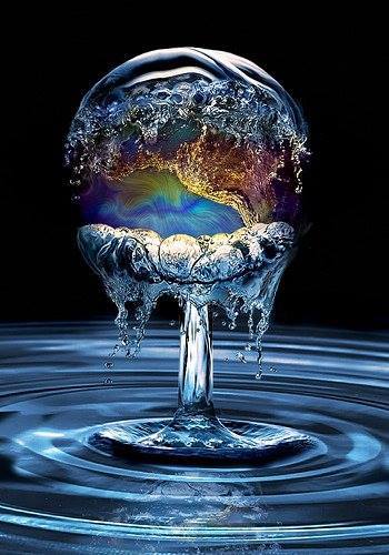 misterlemonzeasychair:  everythingstarstuff:     “Water is the driving force of