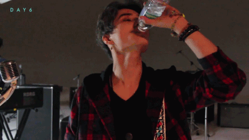 heymrairplane:Stay hydrated (;