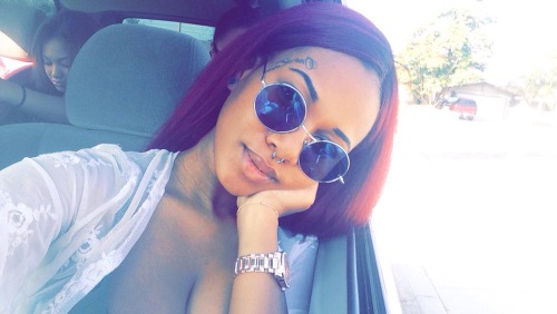 vibewithaecha:  Cruisin round LA 🌴🌞 adult photos