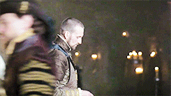 pinchtheprincess:  oodwhovian:  Christopher Eccleston in Elizabeth.  IF YOU DON’T