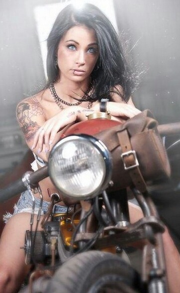 Real Biker Babes porn pictures