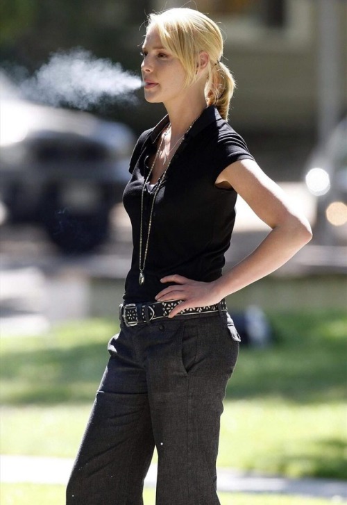 katemossfan: hotgsmokers:Hot exhale and ponytail A heavy exhale is a beautiful thing, and so is the 