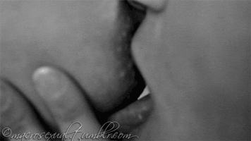daddiesdirtygirl:  Love to have Daddies warm wet mouth on me!