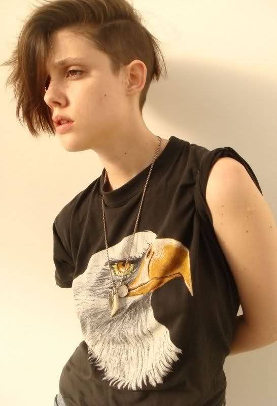 ulzzangtomboy:  [x]
