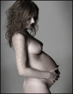 obgyn-ville:  babymakingwoman:  Mama of the