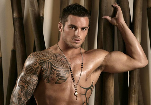 james-night:  james-night:  john-93:  Daniel Conn  PRRRRRR  Yum