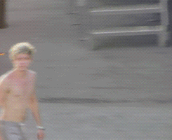 hotfamousmen:  Niall Horan