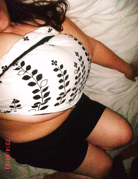 mylonelybreasts:  i love this look…ha