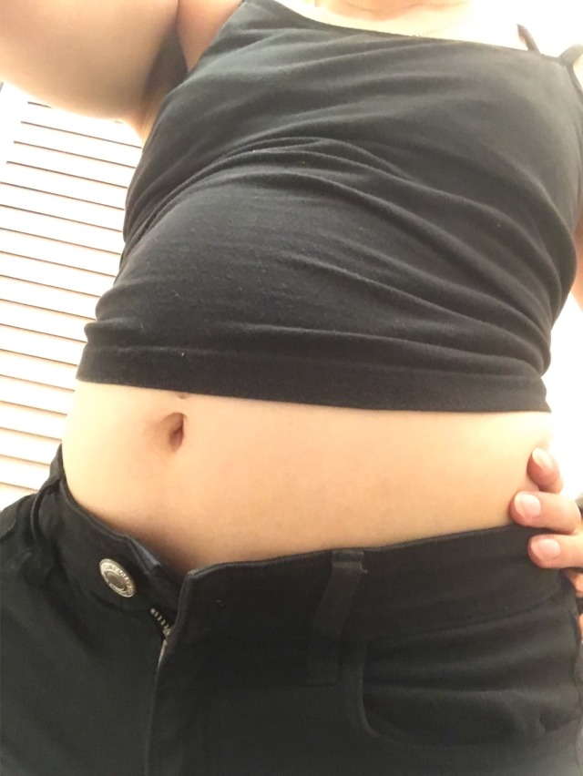 bellyenvy:😙