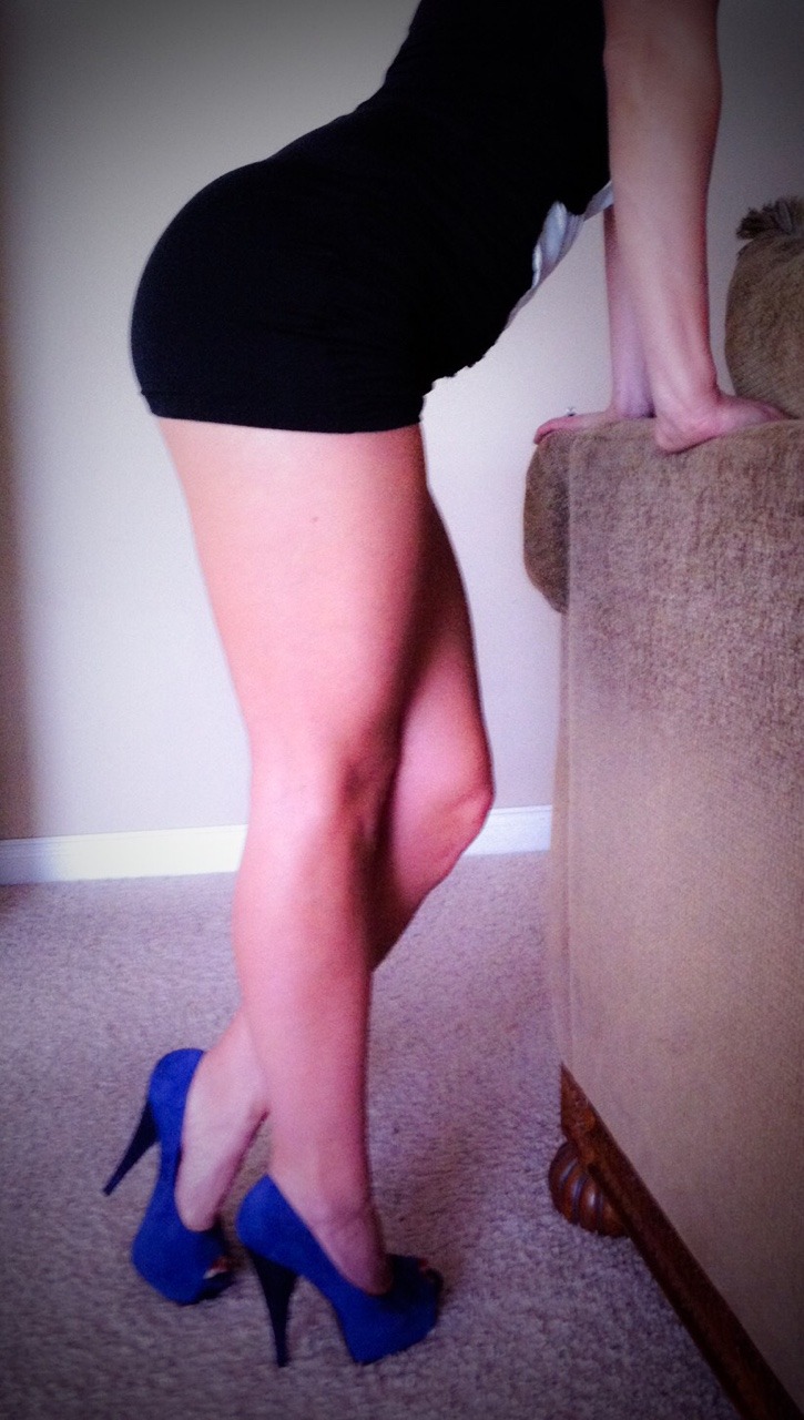 brityjo23:  … my blue suede heels💋