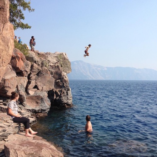 #CraterLake #Oregon #jumping #swimming