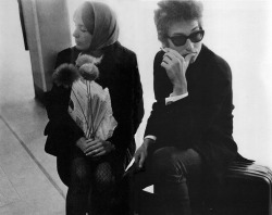 blueblackdream:    Joan Baez and Bob Dylan,