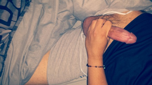 betomartinez:  Thanks JM for the hot and sexy pics!  You guys can hit him up at: IG: jojomedina18 kik: jojomedina18   Please send pics to: Por favor manda tus fotos a: betomartinez2008@gmail.com Beto’s Corner  http://betomartinez.tumblr.com/