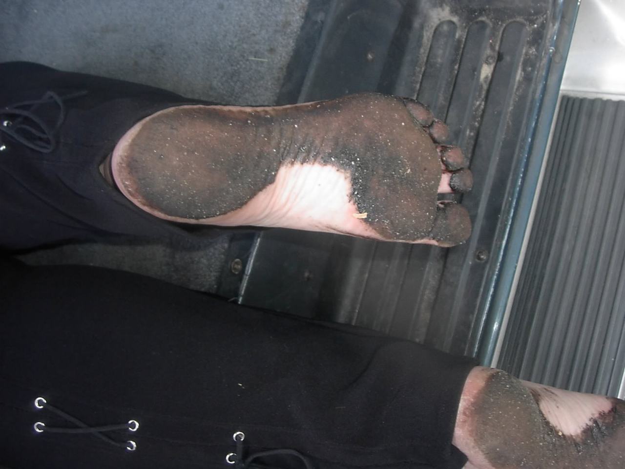 Female Dirty Feet & Soles